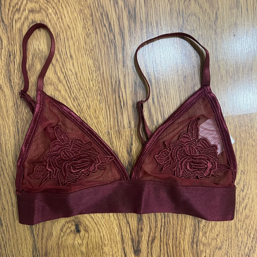 NWT Urban Outfitters Burgundy Sheer Floral Mesh Bralette Size Small